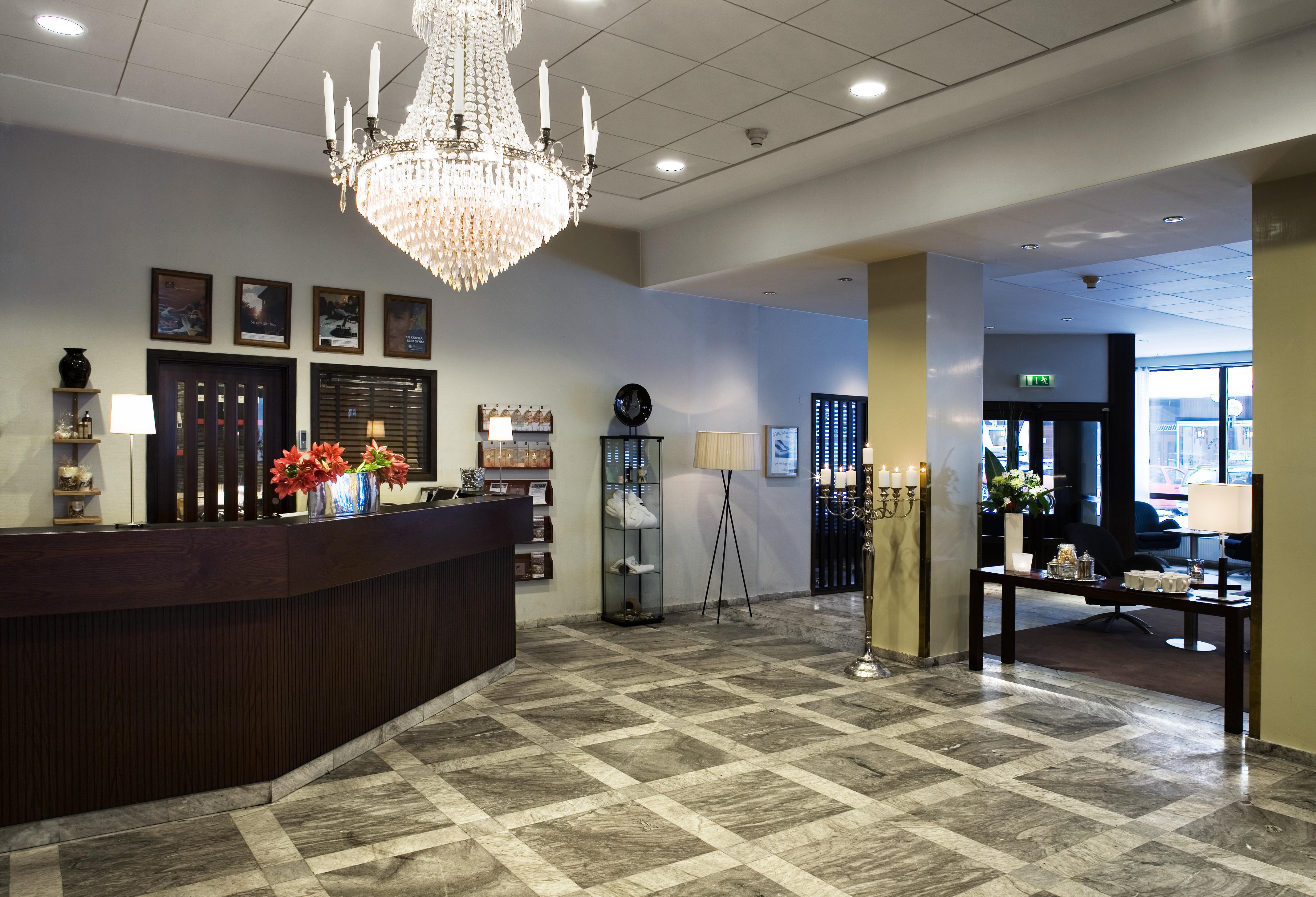 Comfort Hotell 4*